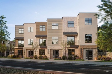 Lake Townhome/Townhouse Sale Pending in Boise, Idaho