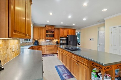 Nestled along the Potomac River and Aquia Creek, this - photo 12