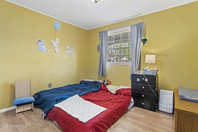 Come check out this quaint, beautifully maintained 3-bedroom - photo 16