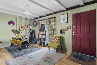 Come check out this quaint, beautifully maintained 3-bedroom - photo 19
