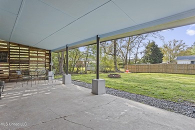 Come check out this quaint, beautifully maintained 3-bedroom - photo 24