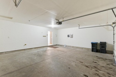 This well-maintained one-level townhome offers approximately 1 - photo 24