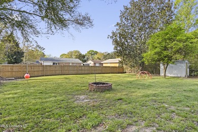 Come check out this quaint, beautifully maintained 3-bedroom - photo 26