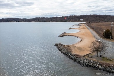 Nestled along the Potomac River and Aquia Creek, this - photo 43