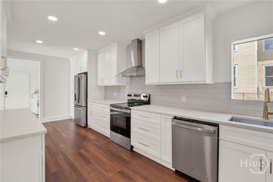 Charming, historic renovation, c. 1913, located in the heart of - photo 5