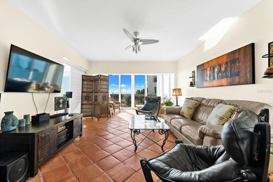 Wake up to the sound of waves, seabreezes, and seagulls in this - photo 17