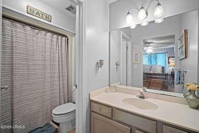 Location, location, location! Just five minutes from Parris - photo 20
