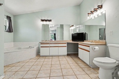 Sellers offering 10K towards Closing with full price offer on - photo 20