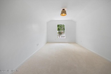 Turnkey in Sawgrass Country Club- this 4 bedroom, 2.5 bath home - photo 21