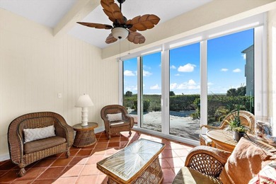 Wake up to the sound of waves, seabreezes, and seagulls in this - photo 23
