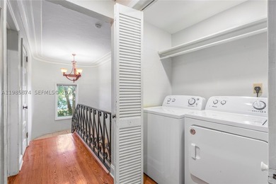 Exceptional waterfront opportunity in Mid-Beach, steps from St - photo 27