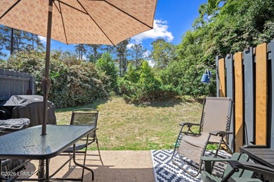 Location, location, location! Just five minutes from Parris - photo 28