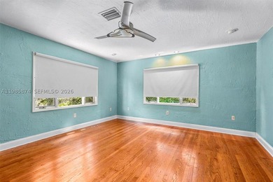 Exceptional waterfront opportunity in Mid-Beach, steps from St - photo 29