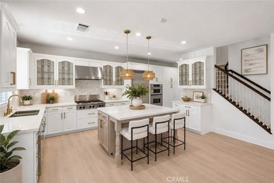 Welcome to this beautifully reimagined turnkey home, ideally - photo 4