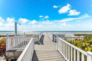 Wake up to the sound of waves, seabreezes, and seagulls in this - photo 36