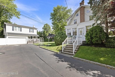 Wonderful curb appeal on this meticulously kept colonial w/the - photo 43