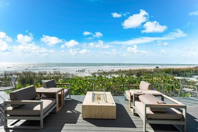 Wake up to the sound of waves, seabreezes, and seagulls in this - photo 44