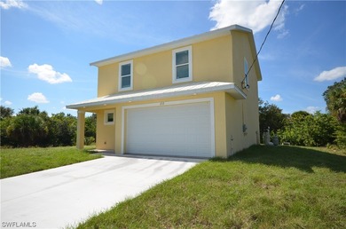 Port Charlotte Waterway Area Home For Sale in Port Charlotte Florida