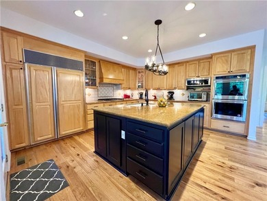 Welcome to your dream home on Piney Bay! This exquisite property - photo 16