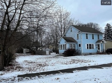 (private lake, pond, coastal) Home For Sale in  New York