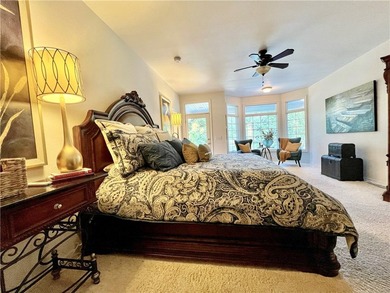 Welcome to your dream home on Piney Bay! This exquisite property - photo 23