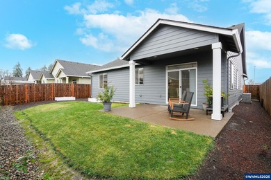 Beautiful better than new home built in 2023! Vaulted and tray