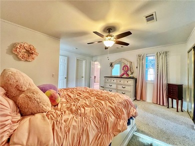 Welcome to your dream home on Piney Bay! This exquisite property - photo 35
