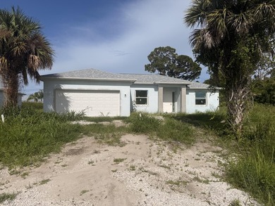Wow! Your dream home is finally within reach! Step inside this - photo 2