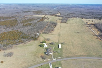 Truman Lake Home For Sale in Wheatland Missouri