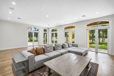 Stunning 6-bedroom, 5-bathroom, 2-half-bath estate overlooking - photo 13