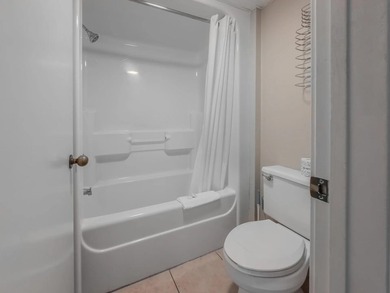 Newly updated condo in the Landmark Resort, sleeps six - photo 17