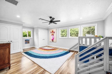 Stunning 6-bedroom, 5-bathroom, 2-half-bath estate overlooking - photo 19