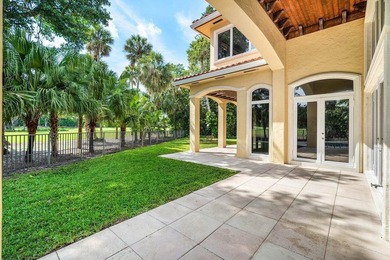 Stunning 6-bedroom, 5-bathroom, 2-half-bath estate overlooking - photo 34