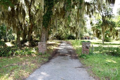 Don't miss this seldom opportunity to purchase a .48 acre lot on - photo 2