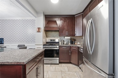 Move-In Ready Brick Multi-Family Duplex in the Longwood Section - photo 31