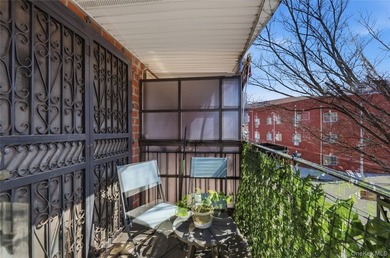 Move-In Ready Brick Multi-Family Duplex in the Longwood Section - photo 36