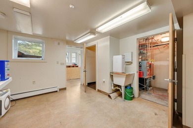 Welcome to this unique opportunity on Elm Street in Montpelier - photo 36