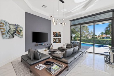 Fully renovated Mizner Country Club estate with sweeping golf - photo 7