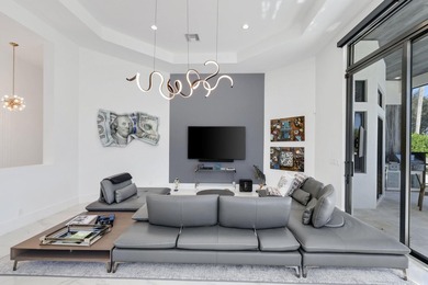 Fully renovated Mizner Country Club estate with sweeping golf - photo 8