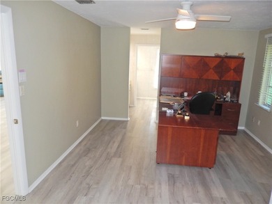 Secluded Retreat tucked away in a Well Established PET FRIENDLY - photo 14