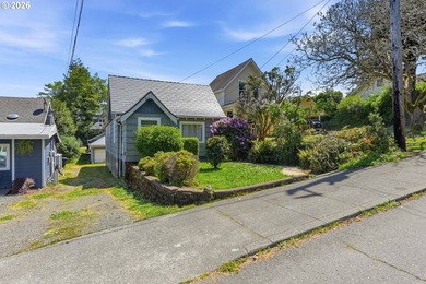 Marshfield Multi-Unit property for sale! Main home and duplex - photo 44