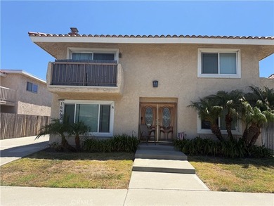 Exceptional Huntington Beach 4-Plex Investment Opportunity Rare - photo 1