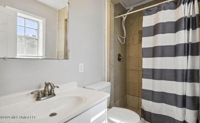 Charming 3-Bedroom Home Near Downtown Bay St. Louis! Nestled in - photo 11