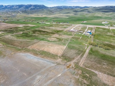 Rare opportunity to own 3.92 acres of prime lakefront property - photo 3