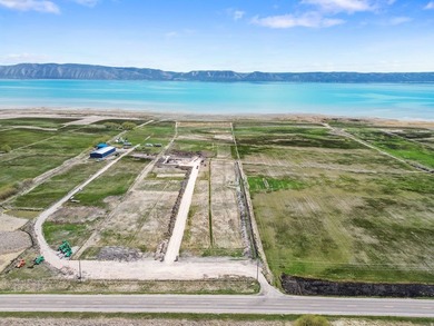 Rare opportunity to own 3.92 acres of prime lakefront property - photo 9