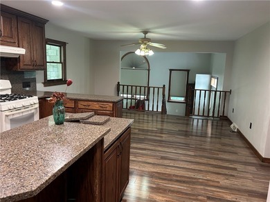 Private country setting. Enjoy the abundance of privacy. Home - photo 19