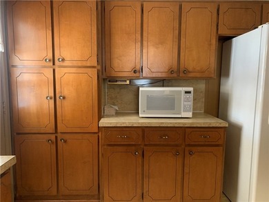 Charming 3-bedroom, 2-bath home situated on a full 1-acre fully - photo 31