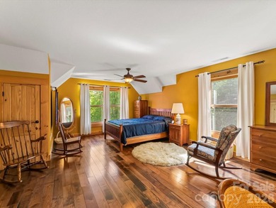 Stunning mountain retreat on 15.75 acres, this secluded - photo 34
