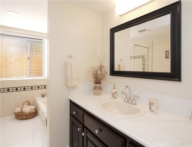 Located on one of the most prestigious streets in the Miraleste - photo 37