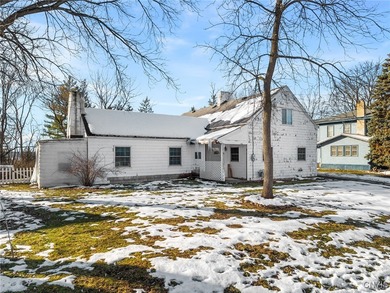 Onondaga Lake Home For Sale in Liverpool New York